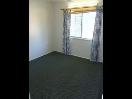 HIGHSET 4 BEDROOM HOME IN KIN KORA CLOSE TO SCHOOLS AND SHOPS - Photo 2