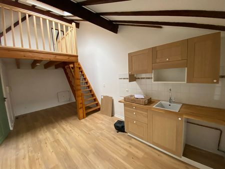 Location Appartement 1 pièce 28m² EPINAL 88000 - Photo 2