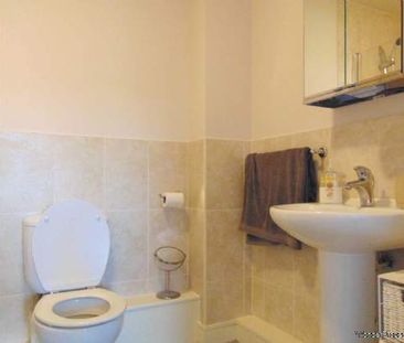 2 bedroom property to rent in Oldham - Photo 6