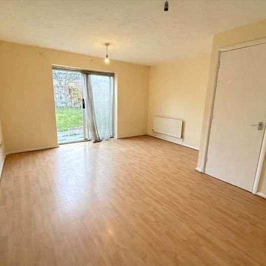 Downings Close, Beckton, E6 - Photo 1