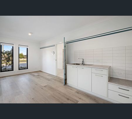 Room 2/5 Kelly Street, Wodonga, Vic 3690 - Photo 5
