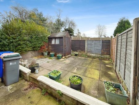 3 bedroom semi-detached house to rent - Photo 3