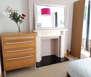 5 bedroom semi-detached house to rent - Photo 4