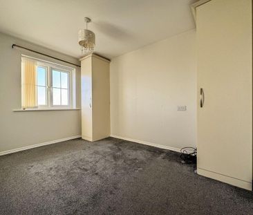 3 bedroom end of terrace house to rent - Photo 2