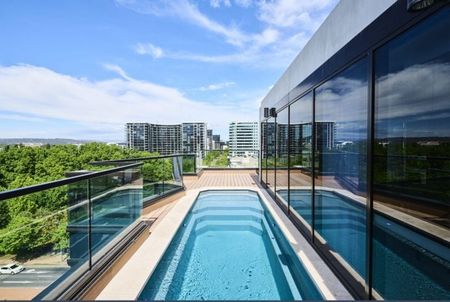 Comfort Meets Convenience, Welcoming Two-Bedroom Apartment in Metropol - Photo 4