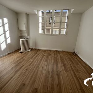 Location Appartement 2 pièces 75m² - Photo 2