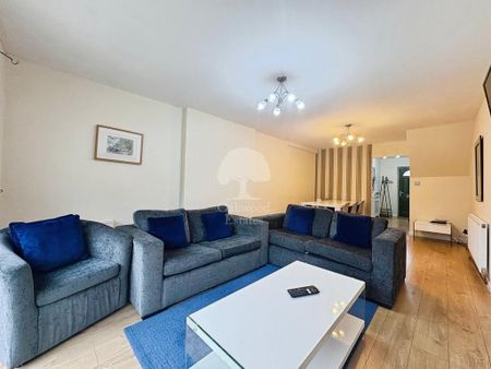 3 bedroom semi-detached house to rent - Photo 2