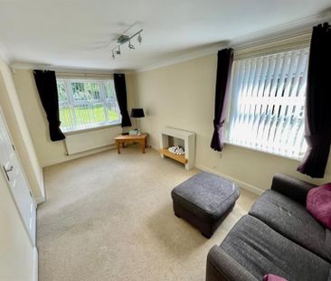 3 Bedroom Semi Detached To Let - Photo 1