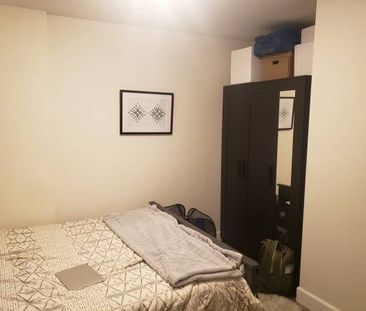 One bedroom suite near UVIC - Feb 15th or March 1st - Photo 3