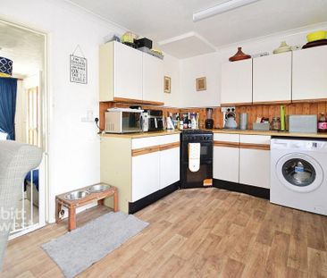 3 bedroom terraced house to rent - Photo 3