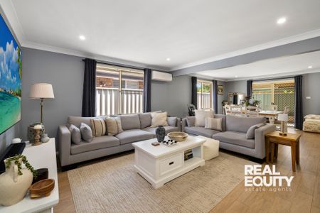 16 Glengyle Court, Wattle Grove NSW 2173 - House For Rent | Domain - Photo 3