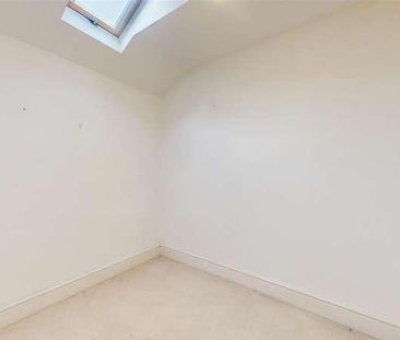 Fortuneswell, Portland, DT5 - Photo 3