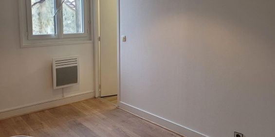 Location Appartement 2 pièces 37m² BORDEAUX 33000 - Photo 3