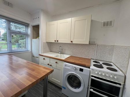 1 bedroom flat to rent - Photo 3