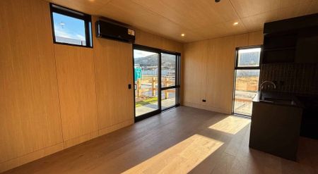 Brand new Five Mile Villa - Photo 3