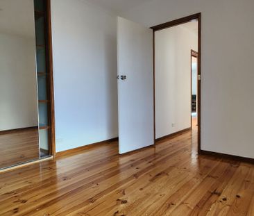 2/10 Neville Street, Carnegie. - Photo 1