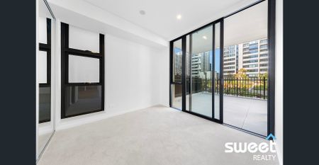 Spacious 2Bedroom Unit with Expansive Balcony - Photo 2