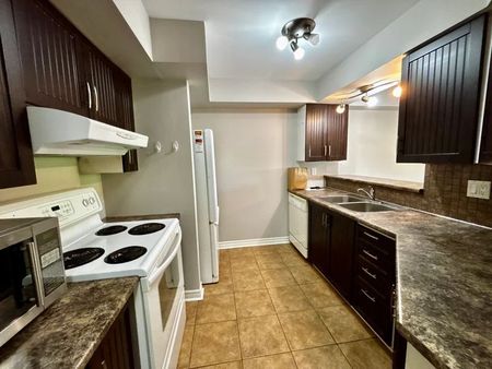 For Lease - 37 Robinson Avenue Unit# F, Lower Town - Sandy Hill, Ontario - Photo 5