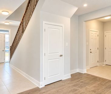 For Lease - 615 Cygnus Street, Barrhaven, Ontario - Photo 3