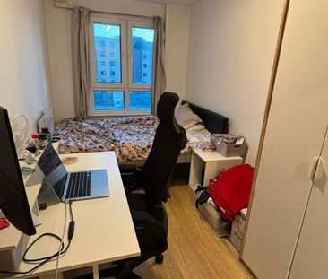 2 Bed Flat, Granite Apartments, E15 - Photo 5