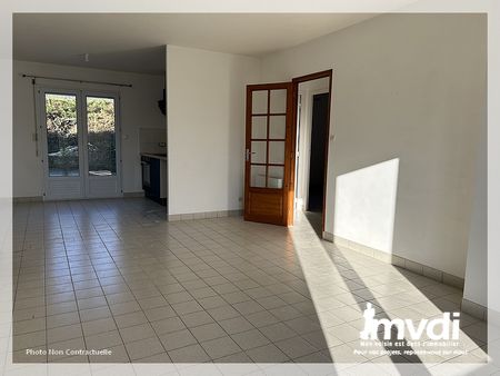 Location Maison 3 pièces 64m² - Photo 2