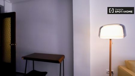 valencia, Valencian Community 46017 - Photo 2