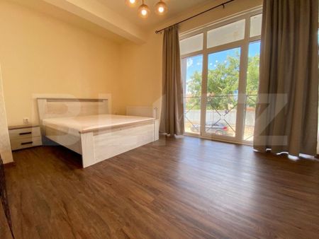 Apartament 1 camera, decomandat, 45 mp, parcare, zona strazi - Photo 3