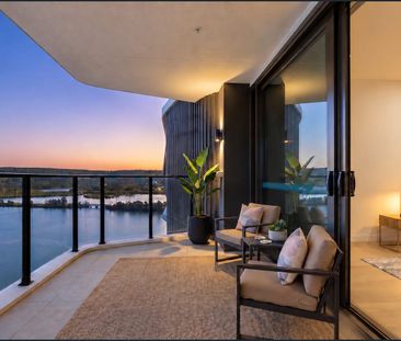 South-East Sub Penthouse with Sweeping Waterfront Views - Photo 6