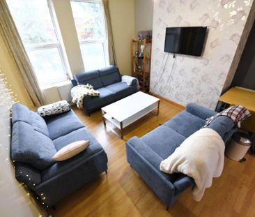 6 bedroom flat to rent - Photo 4