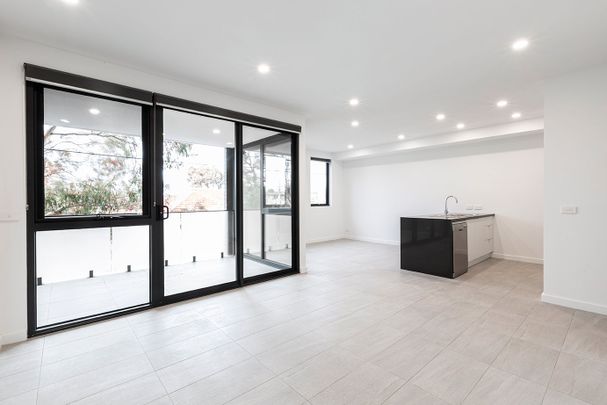 Thinking of selling? Contact our agent - Photo 1