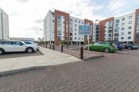 2 bedroom flat to rent - Photo 4