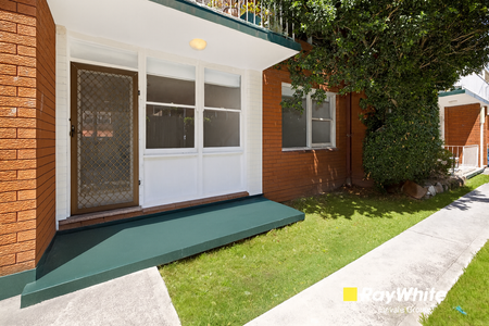 Stylish, Newly Renovated Two-Bedroom Apartment in a Quiet, Convenient Location - Photo 5