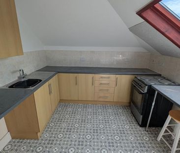 2 bedroom flat to rent - Photo 6