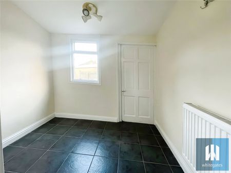 Tennyson Avenue, Sowerby Bridge, West Yorkshire, HX6 - Photo 2