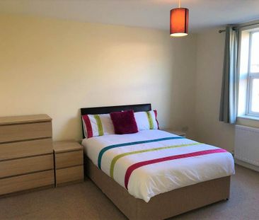 1 bedroom in a house share to rent - Photo 5