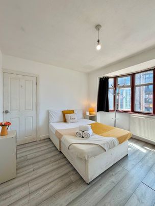 Room in a Shared House, Mount Pleasant, HA0 - Photo 1