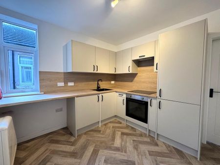 1 bedroom flat to rent - Photo 3