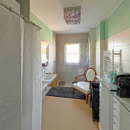 Dach­ge­schoß­woh­nung mit Weit­blick in Eugen­dorf - Photo 3