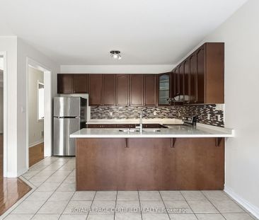 For Lease - 45 Alice Springs Crescent, Brampton, Ontario - Photo 6