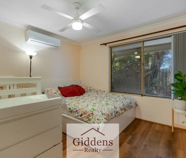 Charming 3 Bed 1 Bathroom Home! - Photo 6