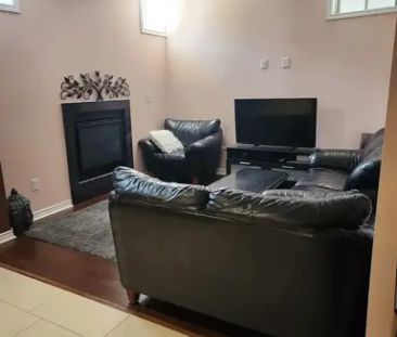 Modern 2-Bed Basement Suite – Private Entrance, Parking, Laundry – ... - Photo 1