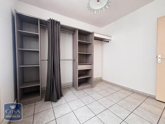 Location Appartement 1 pièce 31m² NEUVILLE SUR SAONE 69250 - Photo 1