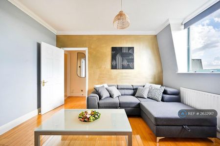 2 bedroom flat to rent - Photo 2