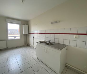 SANS FRAIS D'AGENCE -RUE ENCOMBE VINEUSE, Grand T4 de 92m² avec garage/parking et balcon ! - Photo 2