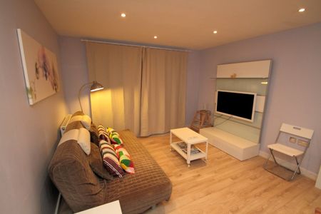 2 Bed Flat, Settlers Court, E14 - Photo 5