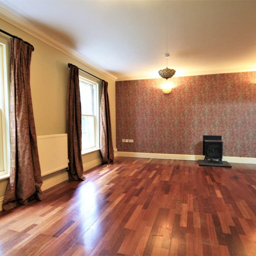 St Miles Alley, Norwich - Photo 1