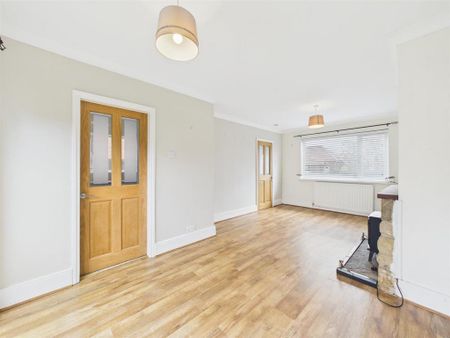 2 bedroom semi-detached house to rent - Photo 5