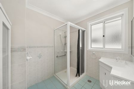 Spacious Three-Bedroom Home - Photo 2