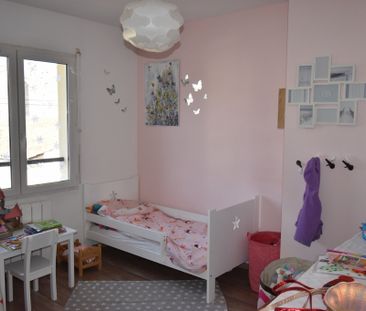 CENON Hôtel de Ville - Maison Type 4 de 105 m² + Terrasse + Parking - Photo 5