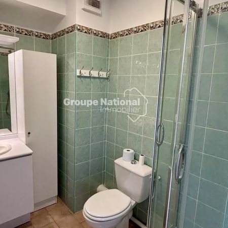 Studio lumineux avec terrasse - Photo 4